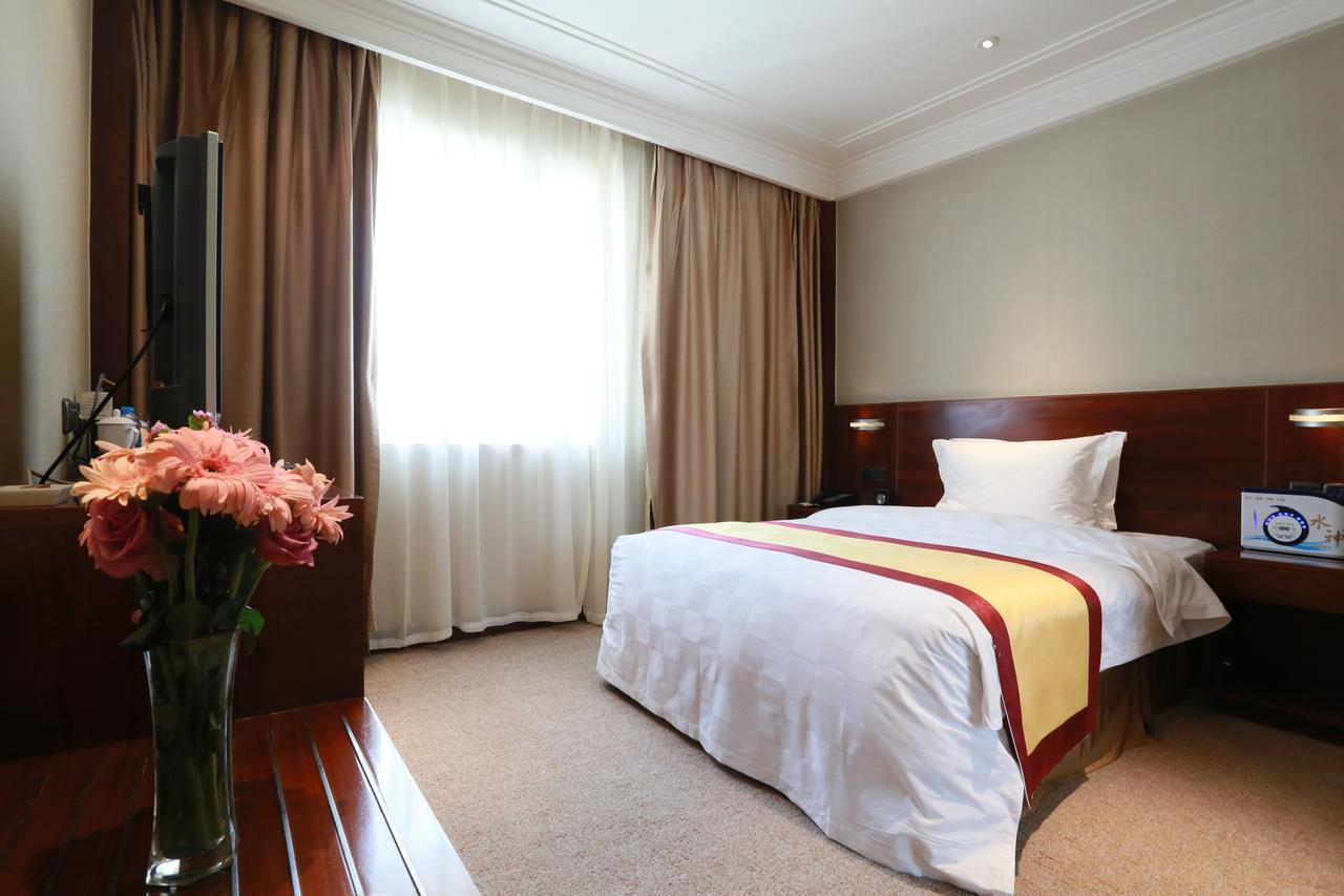 San Want Hotel Xining Exterior photo